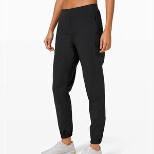 Lululemon Adapted State Jogger
Black